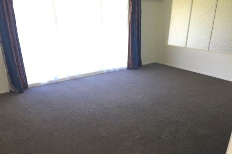 Photo of property in 262 Hepburn Road, Glendene, Auckland, 0602
