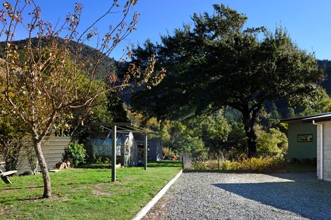 Photo of property in 158 Wakamarina Road, Canvastown, Havelock, 7178