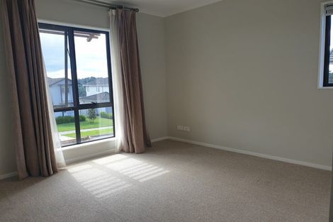 Photo of property in 47 Mackay Drive, Greenhithe, Auckland, 0632