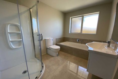 Photo of property in 6 Ranby Place, Woodend, 7610