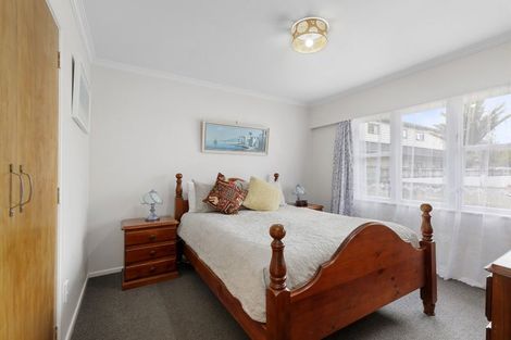 Photo of property in 13a Wai-iti Crescent, Woburn, Lower Hutt, 5010