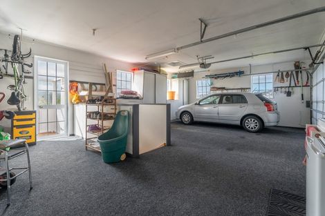 Photo of property in 159 Westchester Drive, Churton Park, Wellington, 6037