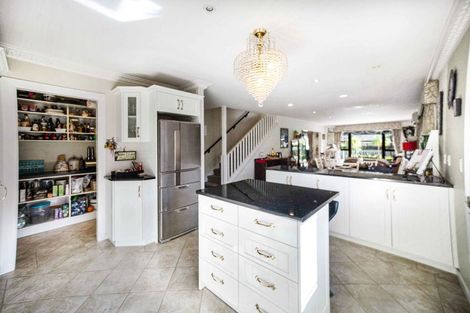 Photo of property in 16 Len Garlick Place, Pahurehure, Papakura, 2113