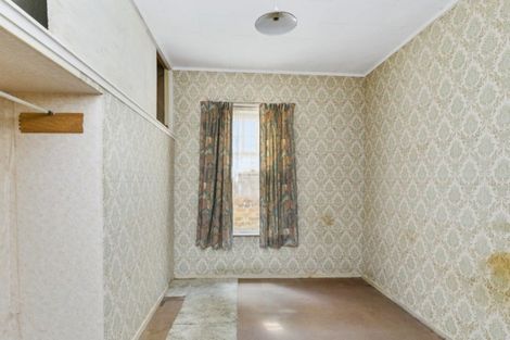 Photo of property in 21 Sugarloaf Road, Brooklyn, Wellington, 6021