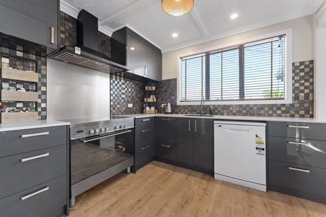 Photo of property in 144 Pembroke Street, Westown, New Plymouth, 4310