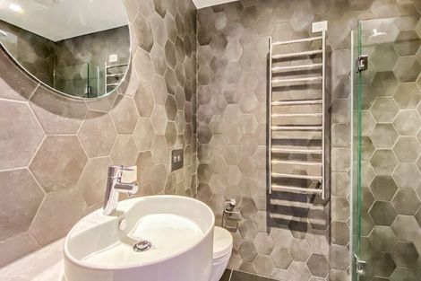 Photo of property in 102/52 Sale Street, Auckland Central, Auckland, 1010