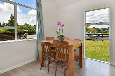 Photo of property in 129 Awaroa Road, Helensville, 0800