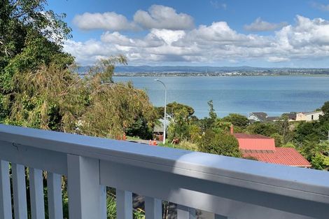 Photo of property in 80 Hadfield Street, Beach Haven, Auckland, 0626