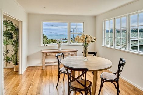 Photo of property in 14 Taupo Crescent, Plimmerton, Porirua, 5026