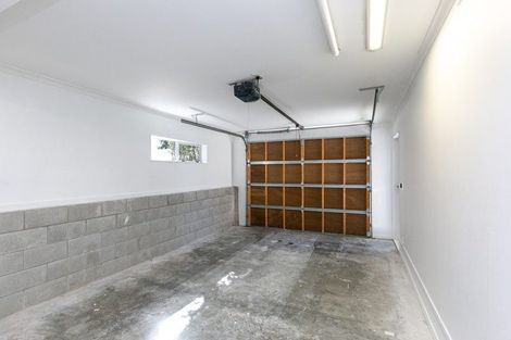 Photo of property in 14b Glenmore Street, Thorndon, Wellington, 6011