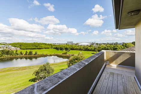 Photo of property in 20 Fairchild Avenue, Goodwood Heights, Auckland, 2105