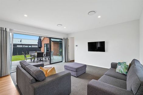 Photo of property in 21 Maurice James Way, Prebbleton, 7604