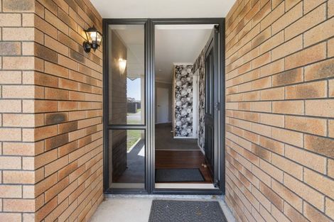 Photo of property in 36 Geneva Terrace, Kelvin Grove, Palmerston North, 4414