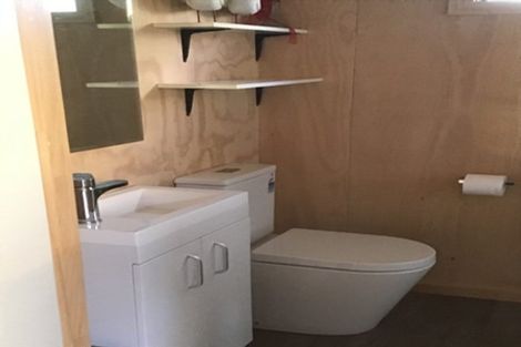 Photo of property in 8 Parawera Drive, Acacia Bay, Taupo, 3330