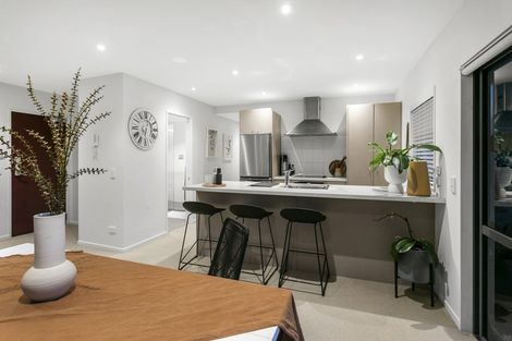 Photo of property in 11/79 Schnapper Rock Road, Schnapper Rock, Auckland, 0632