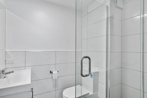 Photo of property in 1m/4045 Great North Road, Glen Eden, Auckland, 0602