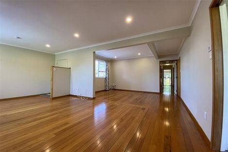 Photo of property in 36 Sequoia Place, Sunnynook, Auckland, 0620