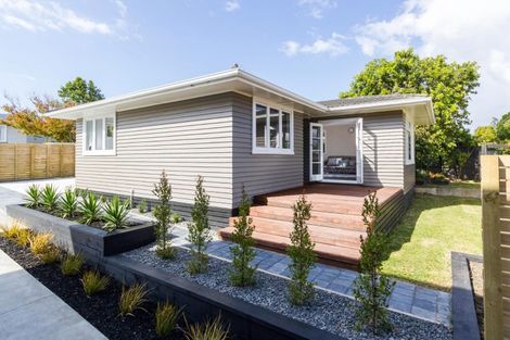Photo of property in 27 Kimber Hall Avenue, Mount Roskill, Auckland, 1041