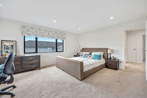 Photo of property in 13 Spyglass Street, Red Beach, 0932