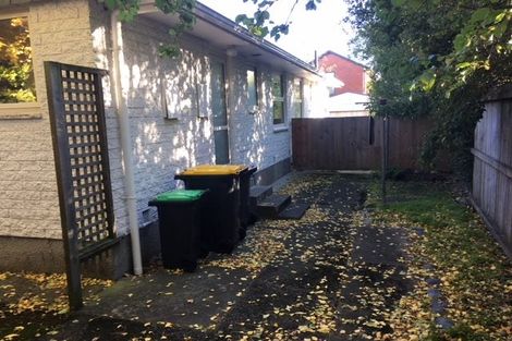 Photo of property in 2/8a Elmwood Road, Strowan, Christchurch, 8052