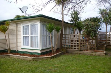 Photo of property in 45 Cargill Street, Papakura, 2110