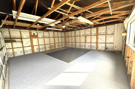 Photo of property in 64 Golf Road, New Lynn, Auckland, 0600