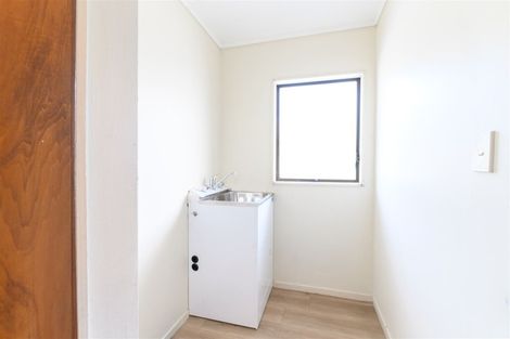 Photo of property in 2/38 Leo Street, Glen Eden, Auckland, 0602