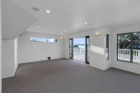 Photo of property in 237 One Tree Point Road, One Tree Point, 0118