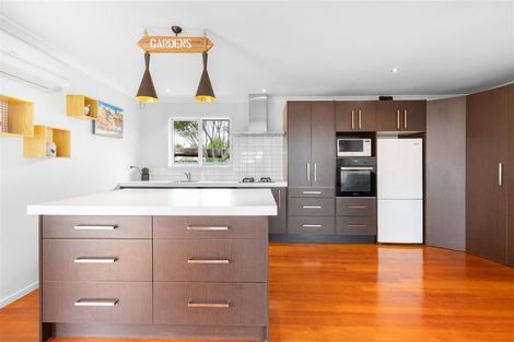 Photo of property in 28 Brabourne Street, Hillsborough, Christchurch, 8022