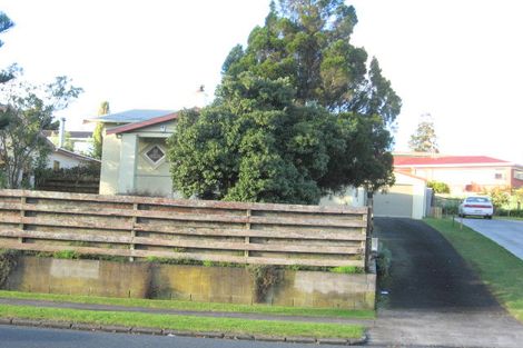 Photo of property in 20 Great South Road, Manurewa, Auckland, 2102