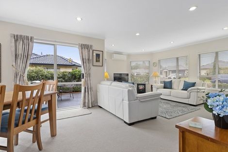 Photo of property in 13 Ribbonwood Close, Te Kauwhata, 3710