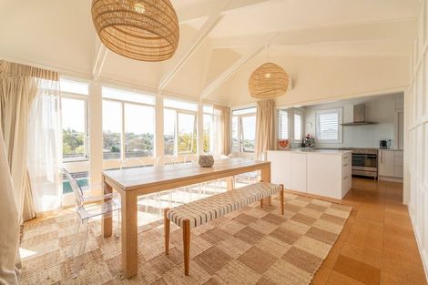 Photo of property in 82 Douglas Street, Highfield, Timaru, 7910