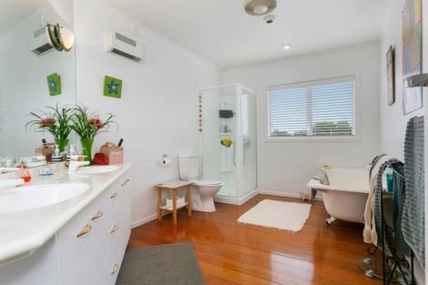 Photo of property in 213 Thornton Road, Cambridge, 3434