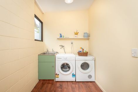 Photo of property in 17 Nehru Place, Cashmere, Christchurch, 8022