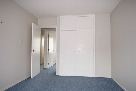 Photo of property in 2/42 Chipping Lane, Redwood, Christchurch, 8051