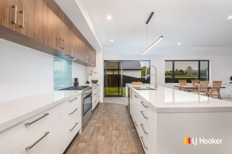 Photo of property in 44 Constitution Avenue, Milton, 9220