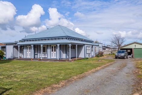 Photo of property in 2/14 Seddon Street, Carterton, 5713