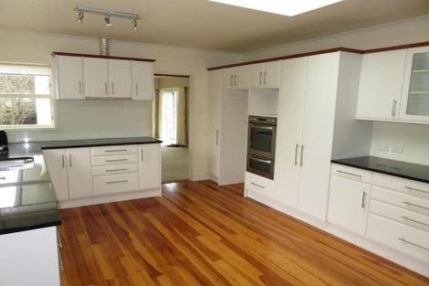 Photo of property in 25 Cranwell Street, Churton Park, Wellington, 6037