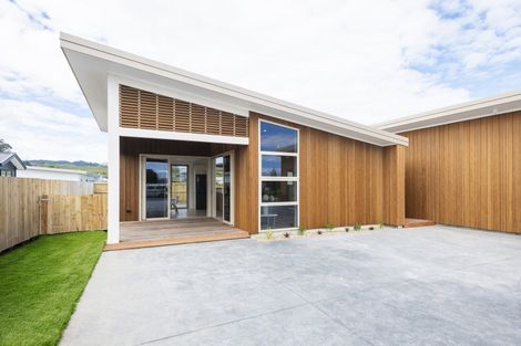 Photo of property in 23 Allan Avenue, Lytton West, 4071