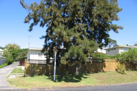 Photo of property in 1/34 Glenvar Road, Torbay, Auckland, 0630