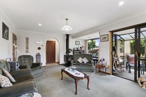 Photo of property in 1/13 Winters Road, Redwood, Christchurch, 8051