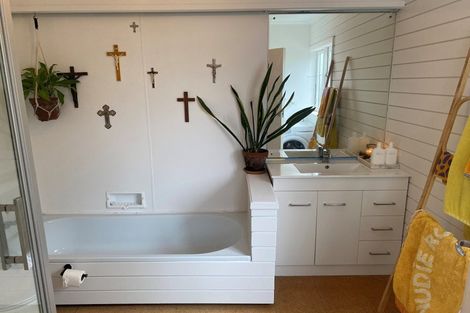 Photo of property in 42 Beaumont Avenue, Alicetown, Lower Hutt, 5010