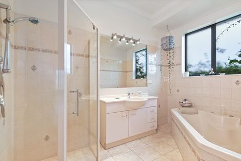 Photo of property in 74 Rototuna Road, Rototuna, Hamilton, 3210