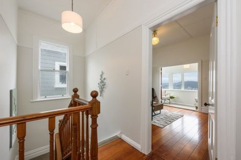 Photo of property in 3/57 Central Terrace, Kelburn, Wellington, 6012