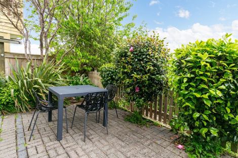 Photo of property in 21 Admiralty Street, Crofton Downs, Wellington, 6035