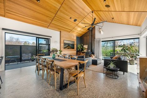 Photo of property in 2 Brodie Avenue, Arrowtown, 9302