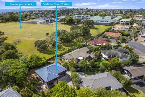 Photo of property in 5 Mizen Court, Torbay, Auckland, 0630