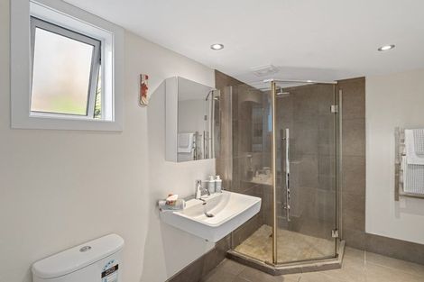 Photo of property in 8 Capricorn Place, Browns Bay, Auckland, 0630