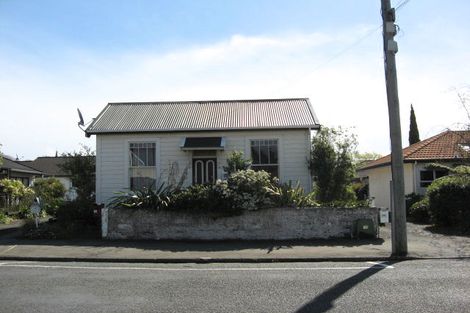 Photo of property in 2/120 Tasman Street, Nelson, 7010