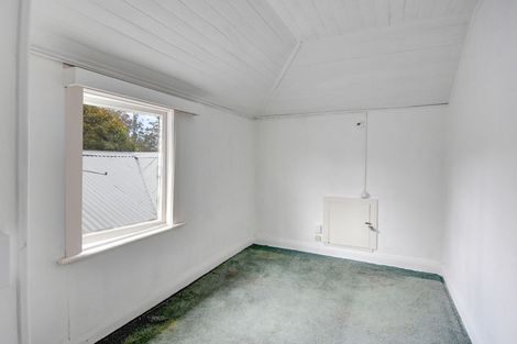 Photo of property in 50 Glen Road, Mornington, Dunedin, 9011